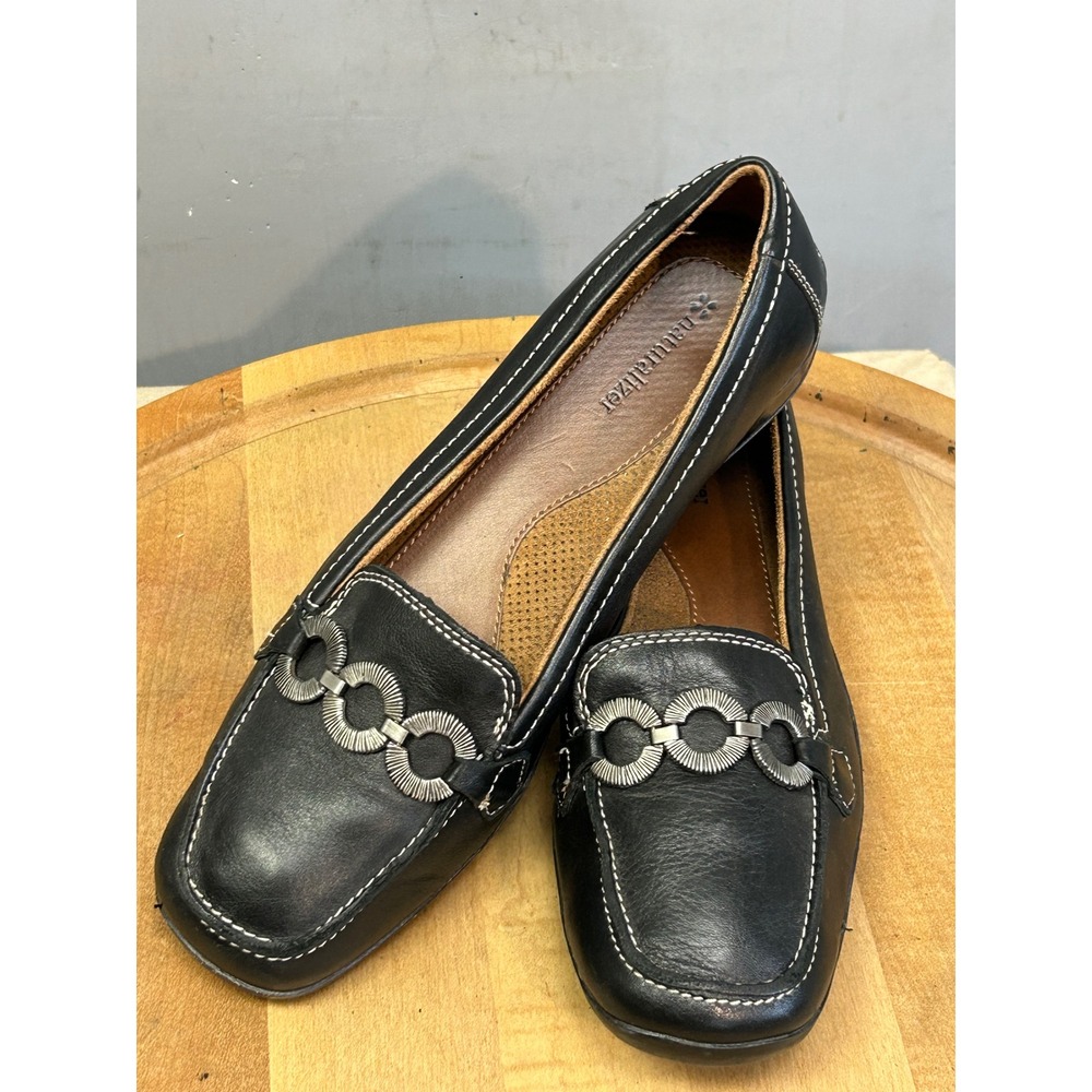 Naturalizer Loafers Womens 10M Black Casper Leather Silver Ring Slip On Comfort